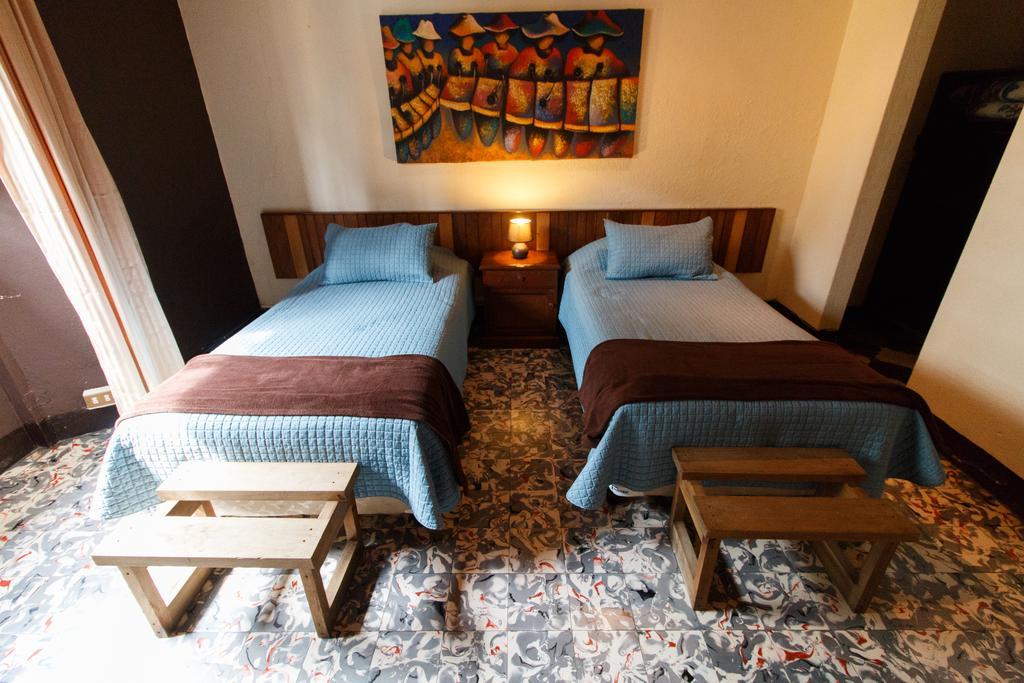 Hotel Modelo Quetzaltenango Room photo
