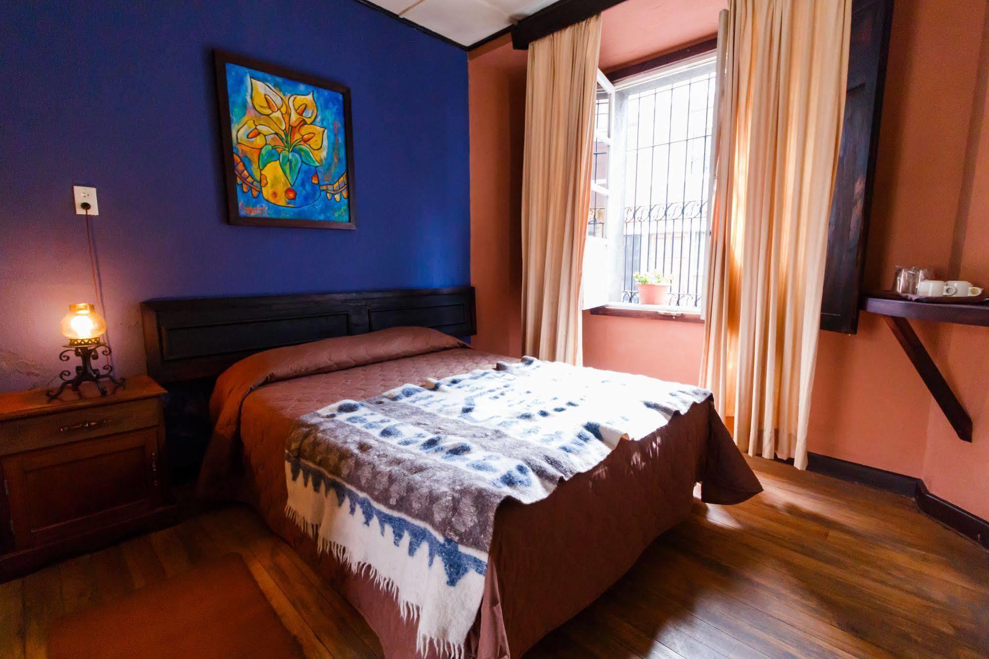 Hotel Modelo Quetzaltenango Exterior photo